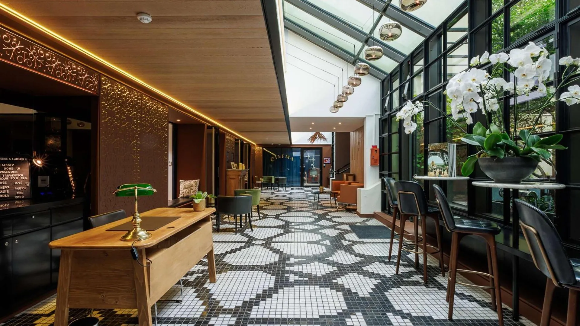Novotel Paris Les Halles 4*,