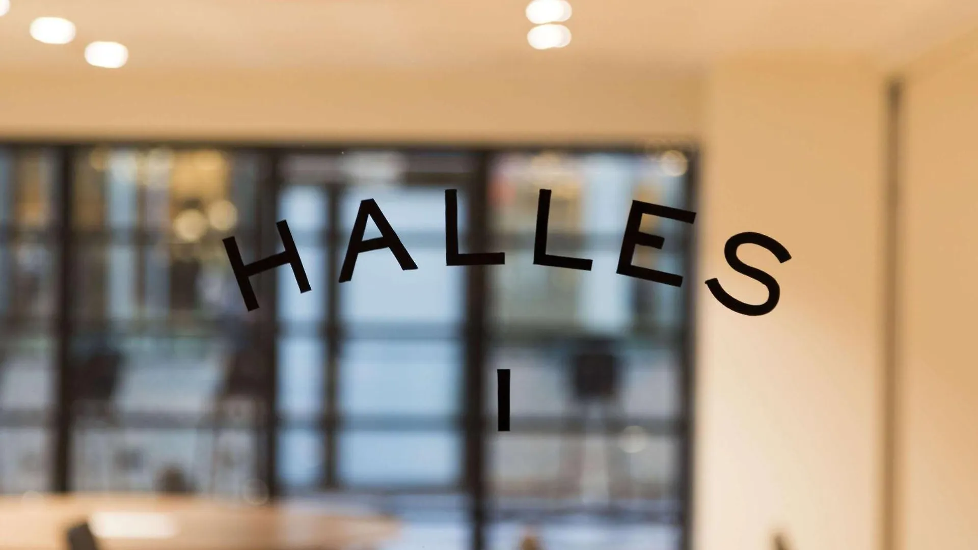 Novotel Paris Les Halles 4*,