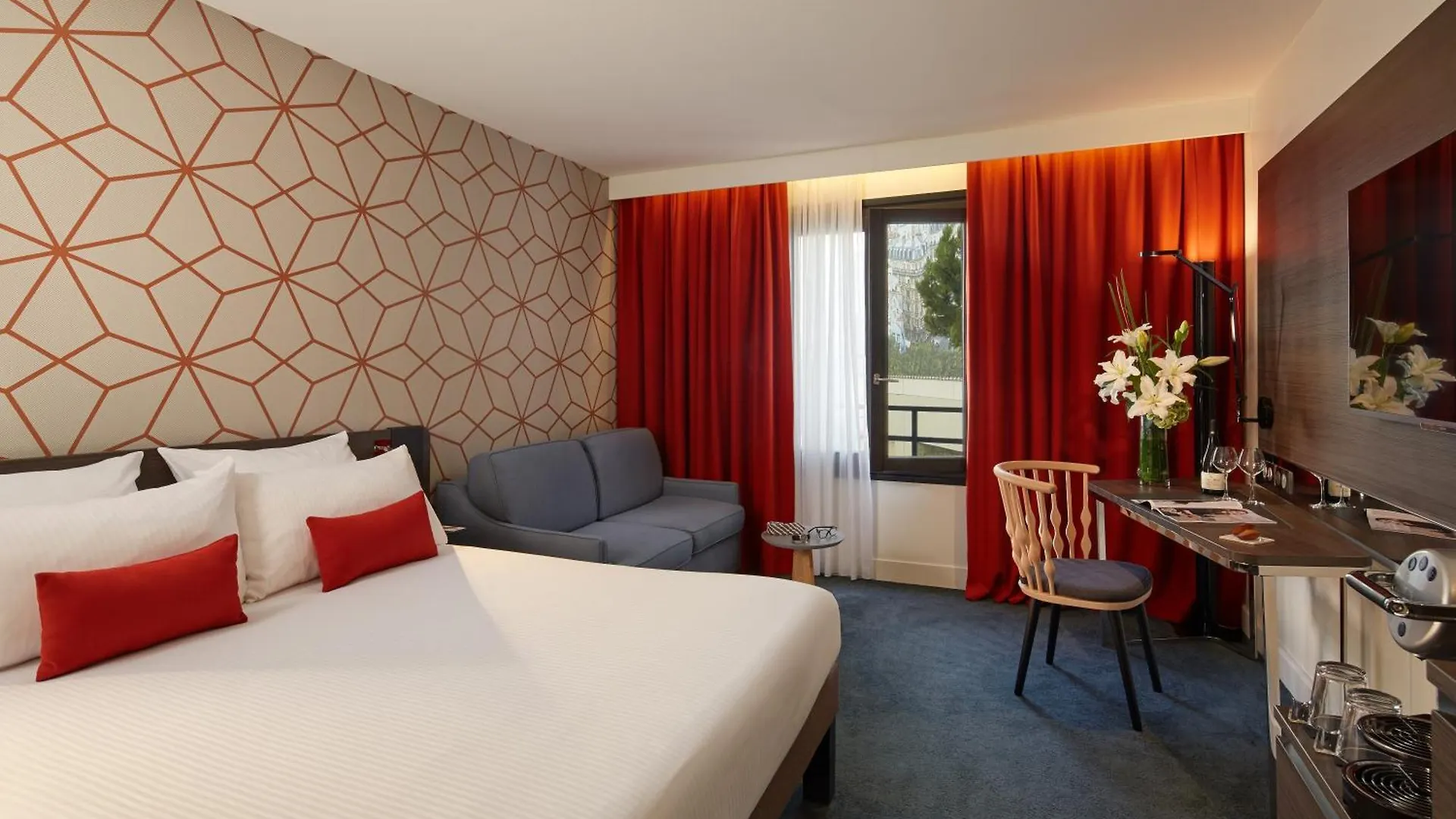 Novotel Paris Les Halles מלון